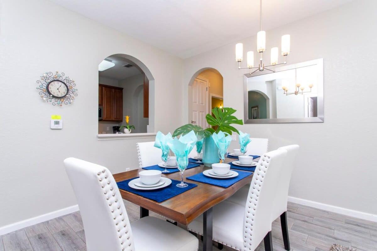 Magnificent 2 Bedroom Vista Cay 107 * Orlando